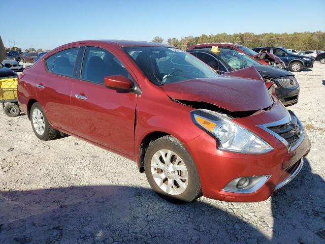  NISSAN VERSA 2017 Червоний