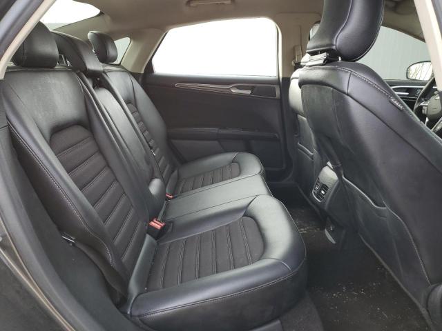 3FA6P0T90HR235581 Ford FUSION SE