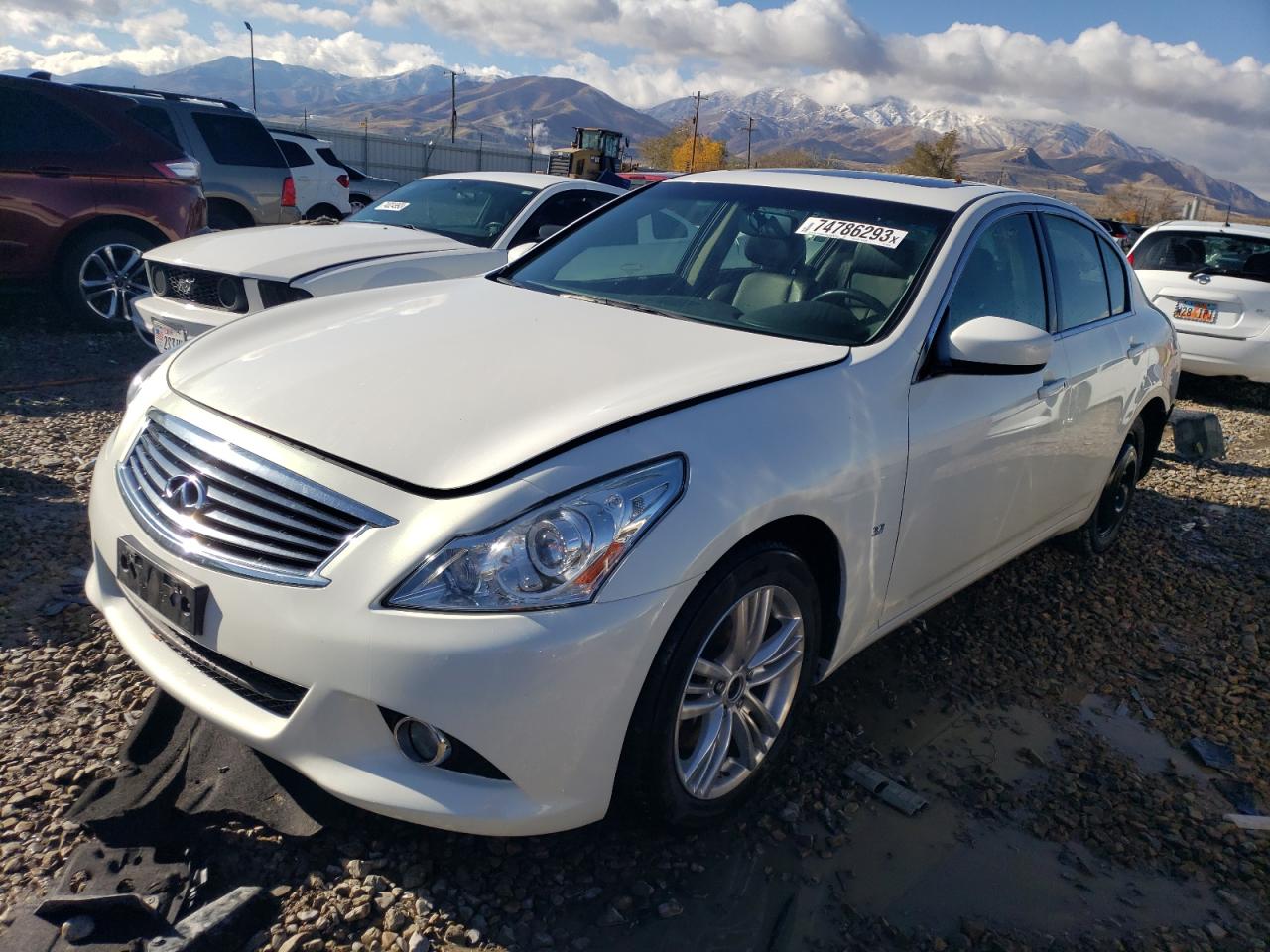 JN1CV6AR8FM650326 2015 Infiniti Q40