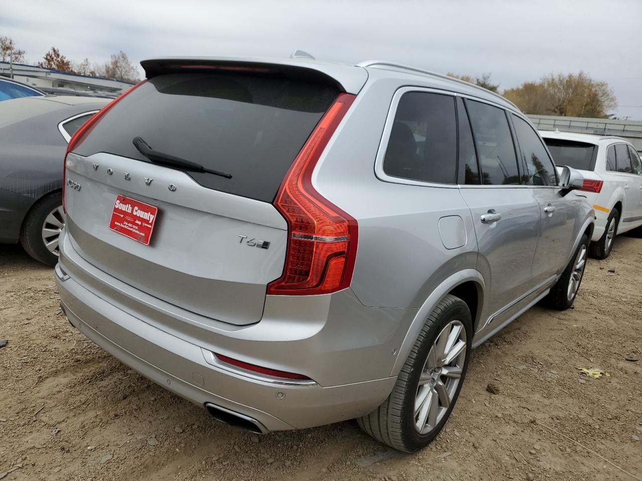 YV4A22PL3J1341833 2018 Volvo Xc90 T6