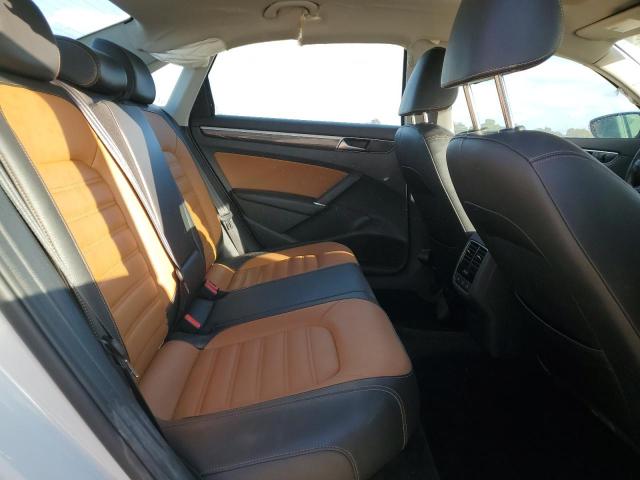 2018 VOLKSWAGEN PASSAT SEL - 1VWCA7A32JC024535