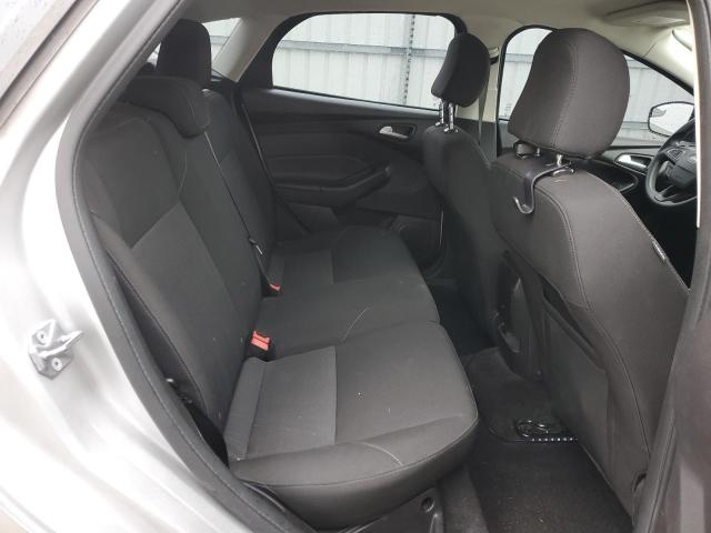 1FADP3K20HL275722 Ford FOCUS SE