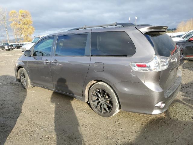 2016 TOYOTA SIENNA SE 5TDXK3DC8GS748758