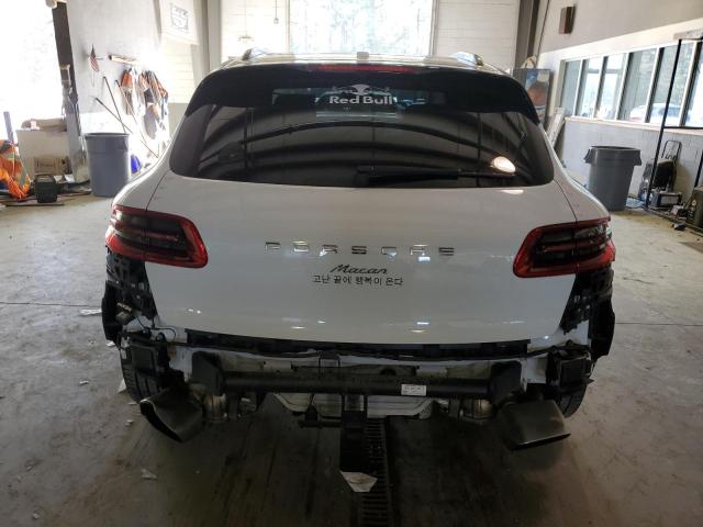 VIN WP1AA2A56JLB05373 2018 Porsche Macan no.6