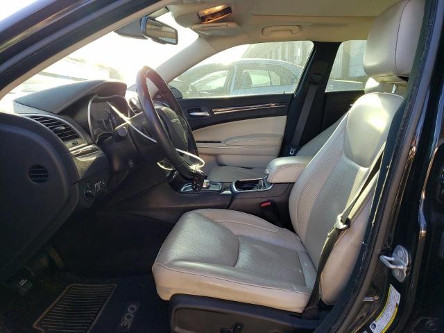 2017 Chrysler 300 - Image 7