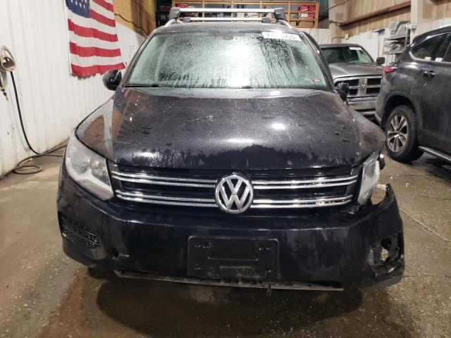 2017 VOLKSWAGEN TIGUAN - WVGSV7AX7HK011474