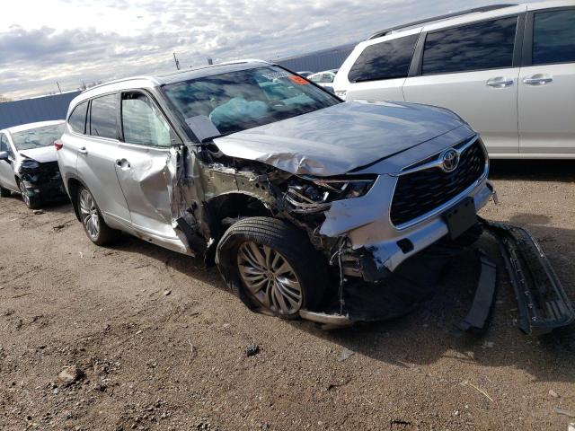 VIN 5TDFZRBH2NS233194 2022 Toyota Highlander, Platinum no.4