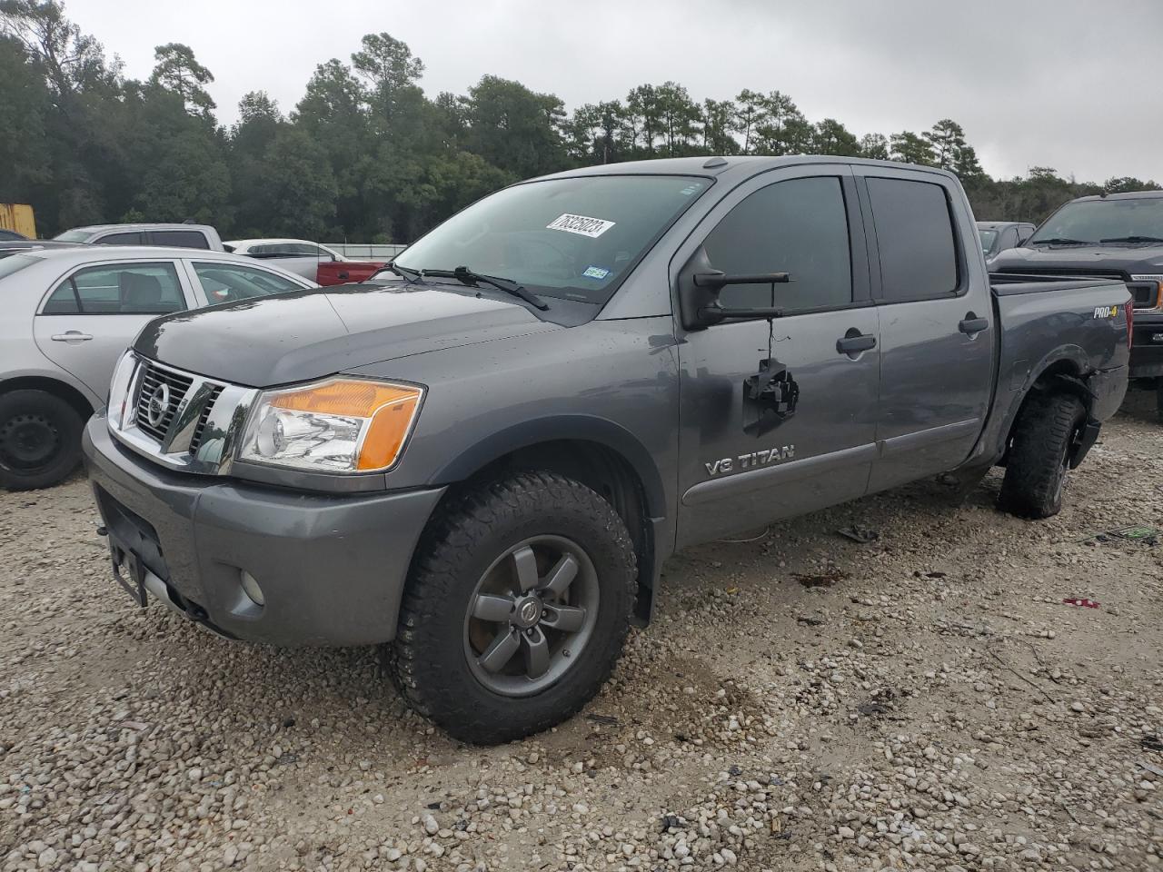 2015 nissan titan pro 4x