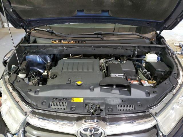 VIN 5TDJKRFHXES051459 2014 Toyota Highlander, Xle no.12