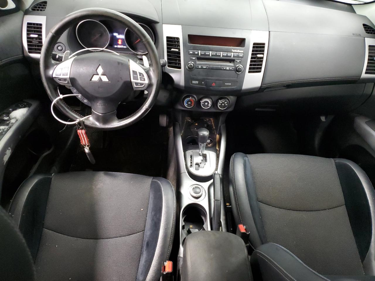 JA4JT3AW1BU034499 2011 Mitsubishi Outlander Se