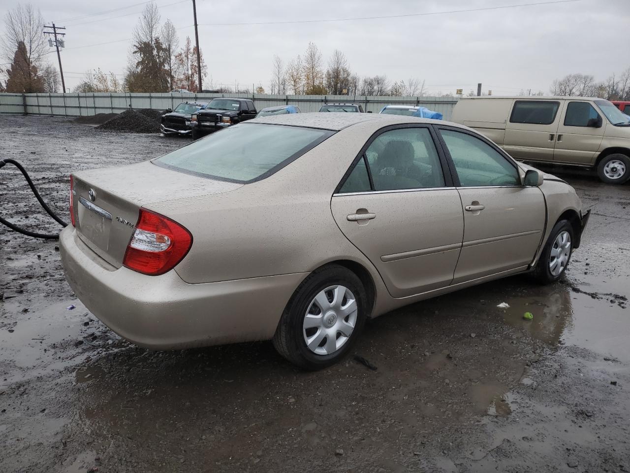 Lot #2471432046 2004 TOYOTA CAMRY LE