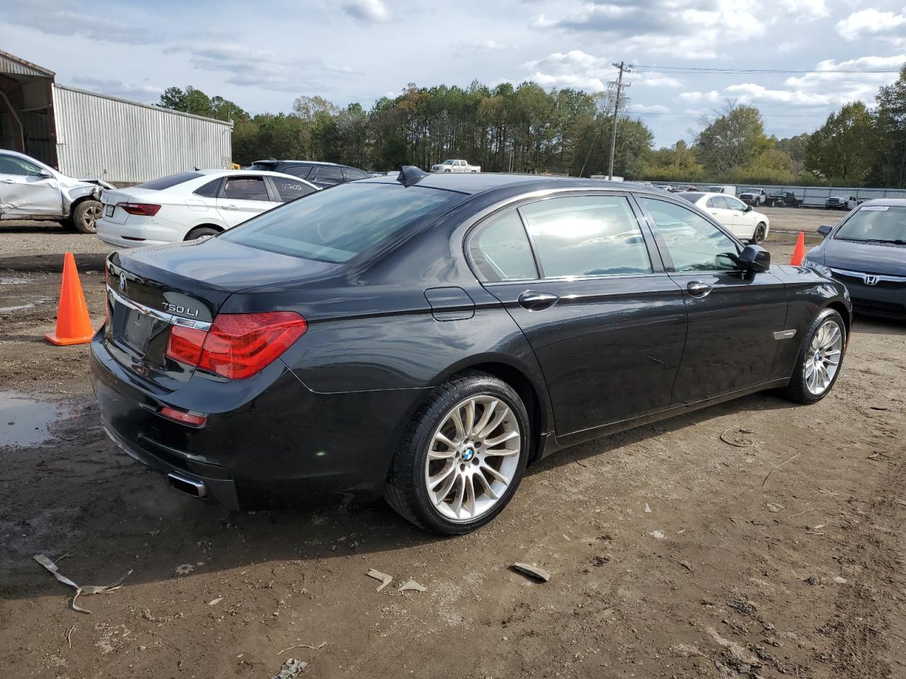 WBAKB8C55CDX20607 2012 BMW 750 Li