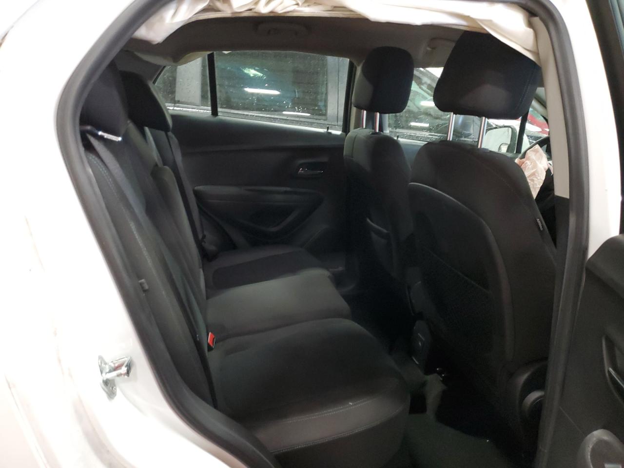 KL7CJKSB1FB246456 2015 Chevrolet Trax Ls