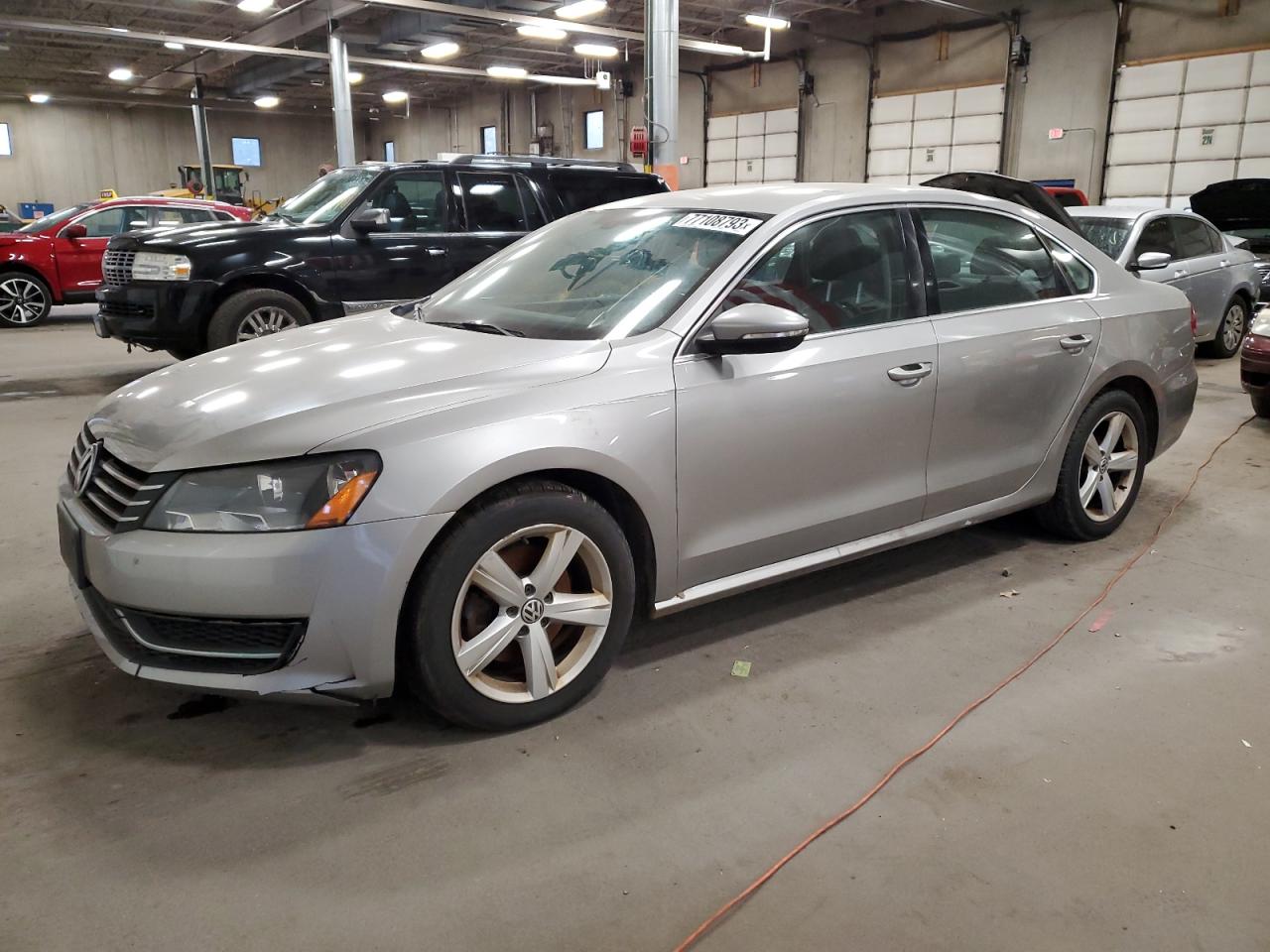 2012 Volkswagen Passat Se vin: 1VWBP7A34CC039972