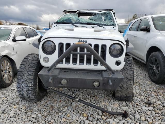 1C4AJWBG7FL637991 Jeep Wrangler Sahara