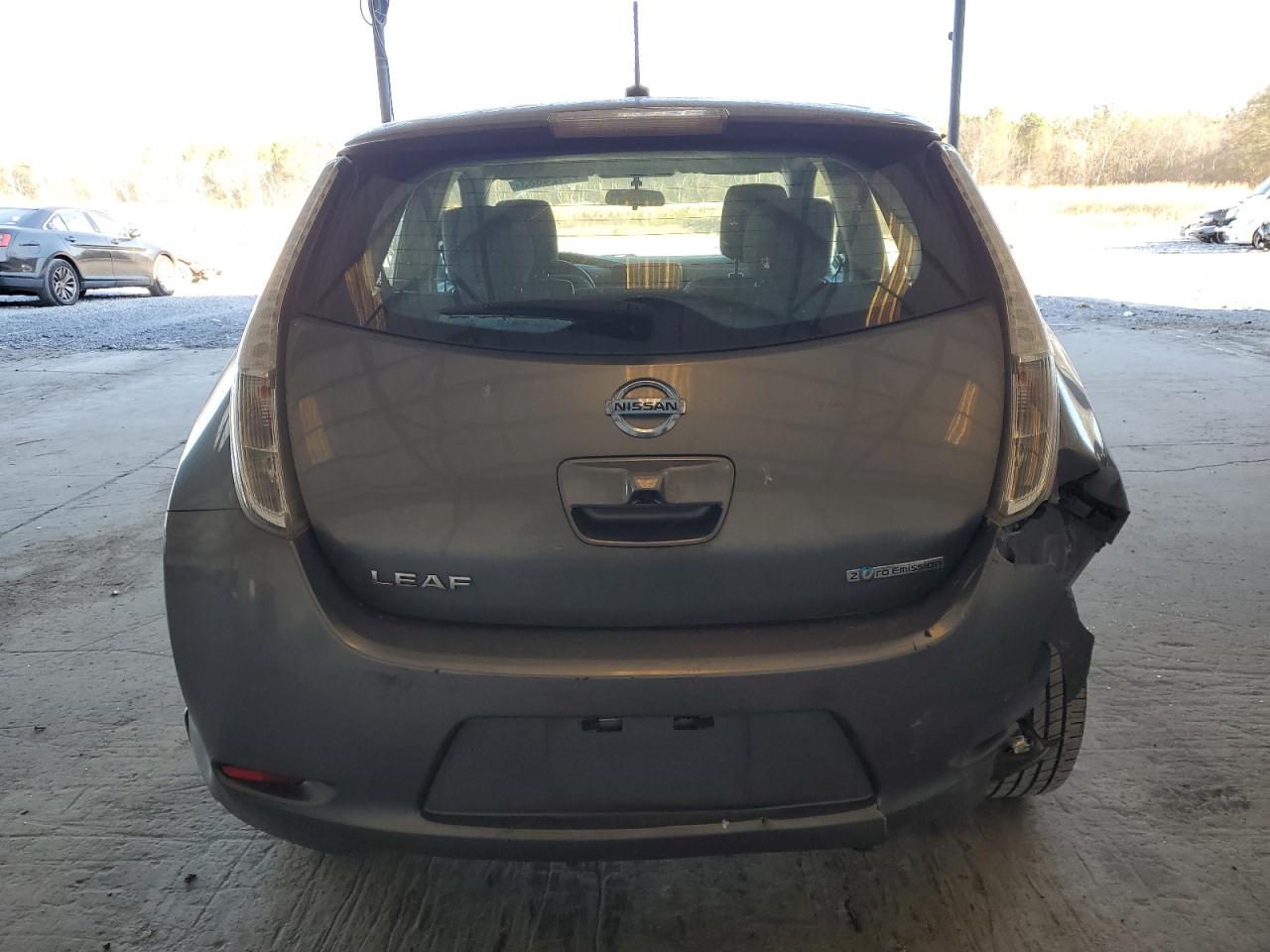 2015 Nissan Leaf S vin: 1N4AZ0CP4FC304402