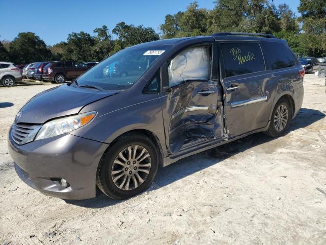 2015 Toyota Sienna XLE