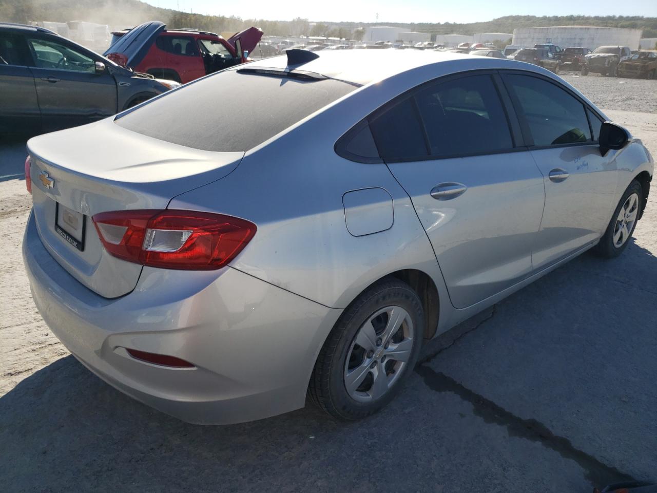 2016 Chevrolet Cruze Ls vin: 1G1BC5SM7G7308001