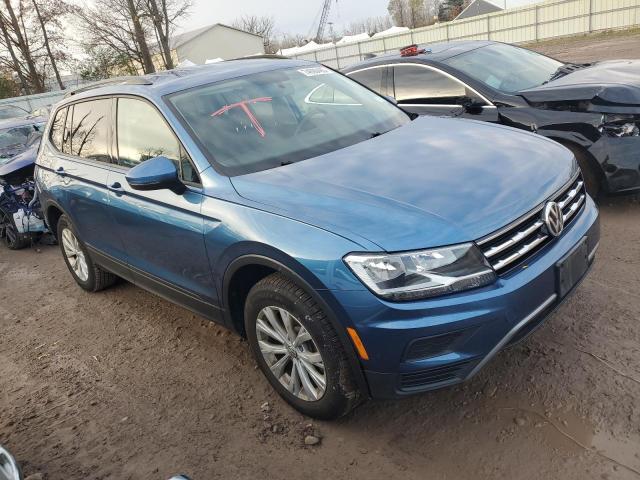 3VV0B7AX0KM097247 Volkswagen Tiguan S 4