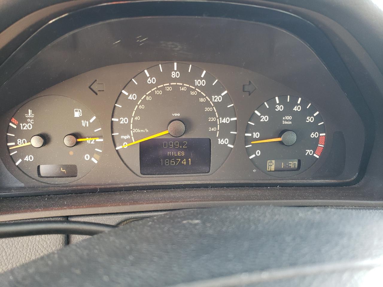 WDBJF65J71B353539 2001 Mercedes-Benz E 320