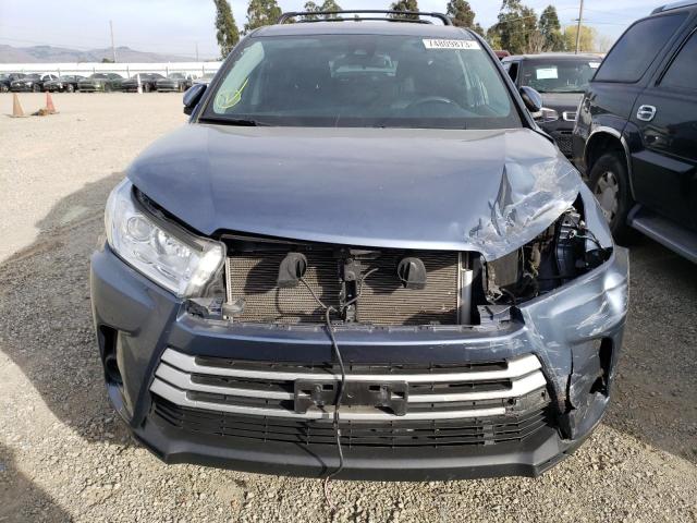 VIN 5TDZZRFH5KS366650 2019 Toyota Highlander, LE no.5