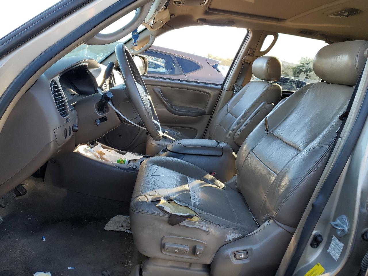 5TDZT34A14S238283 2004 Toyota Sequoia Sr5