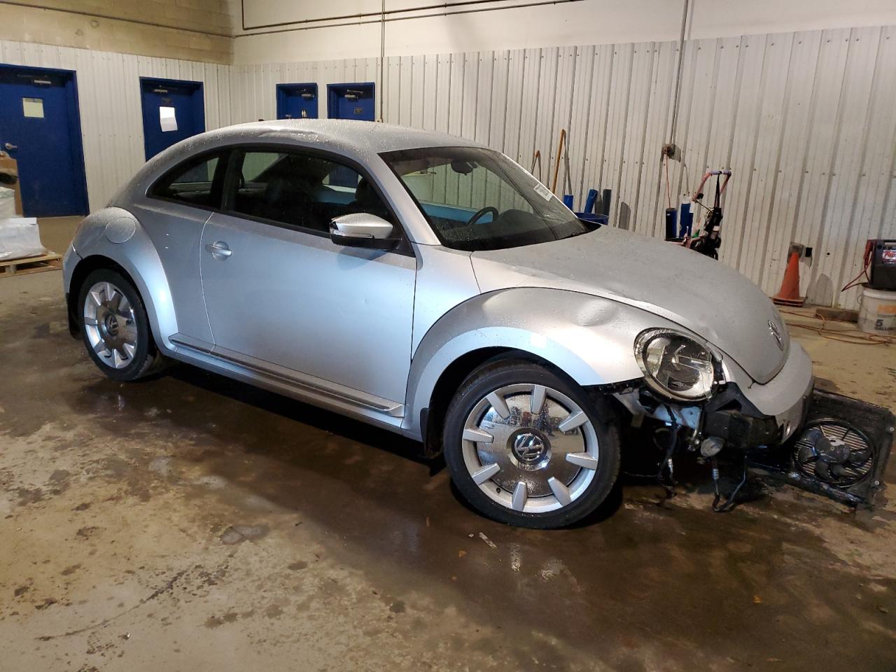 2012 Volkswagen Beetle vin: 3VWJP7AT0CM602249