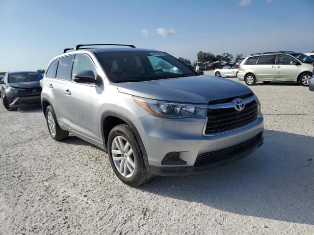 VIN 5TDZKRFH8FS058303 2015 Toyota Highlander, LE no.4