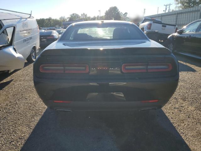 2C3CDZAG0JH309972 Dodge Challenger Sxt