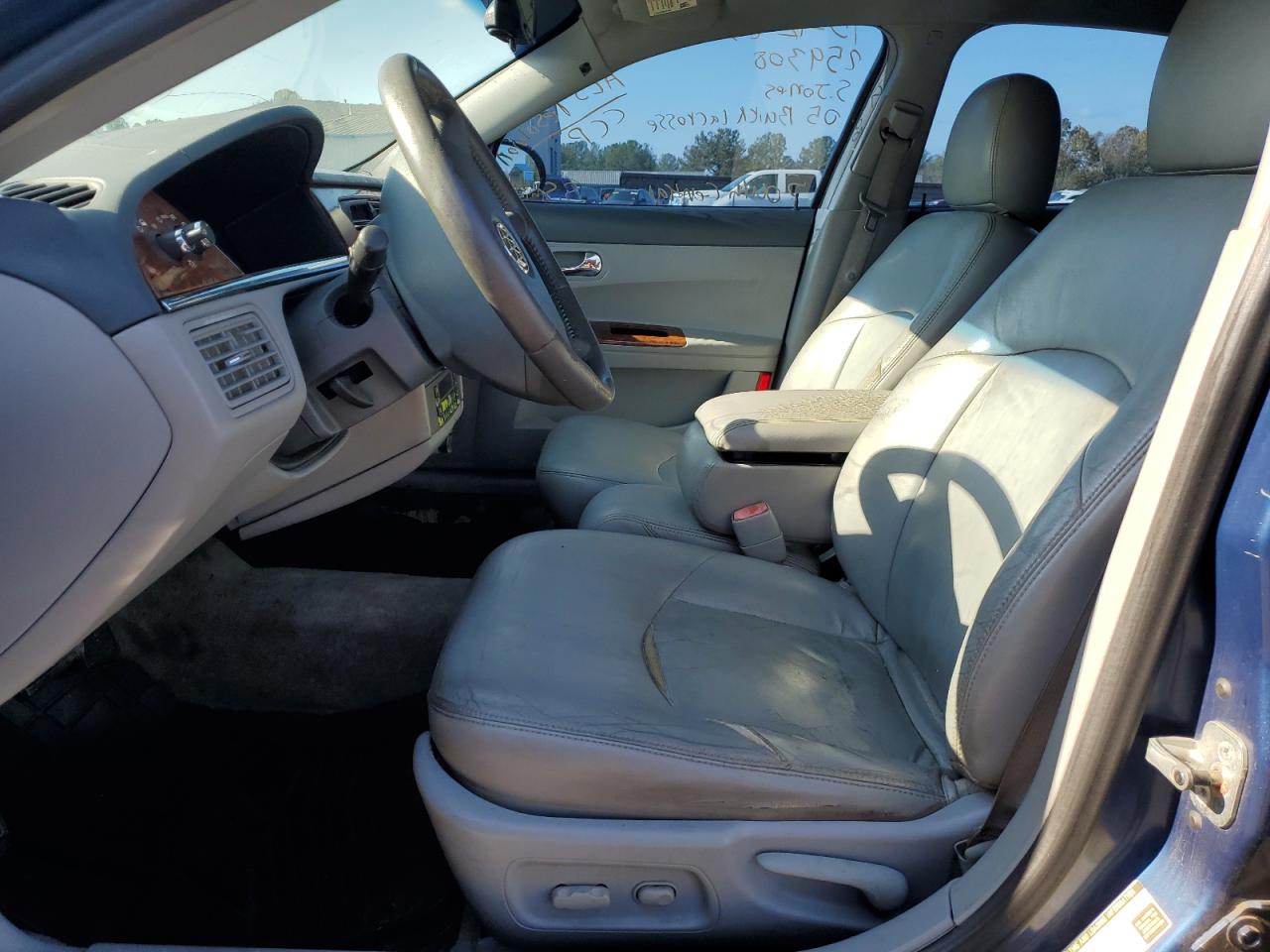 2G4WD532551259308 2005 Buick Lacrosse Cxl