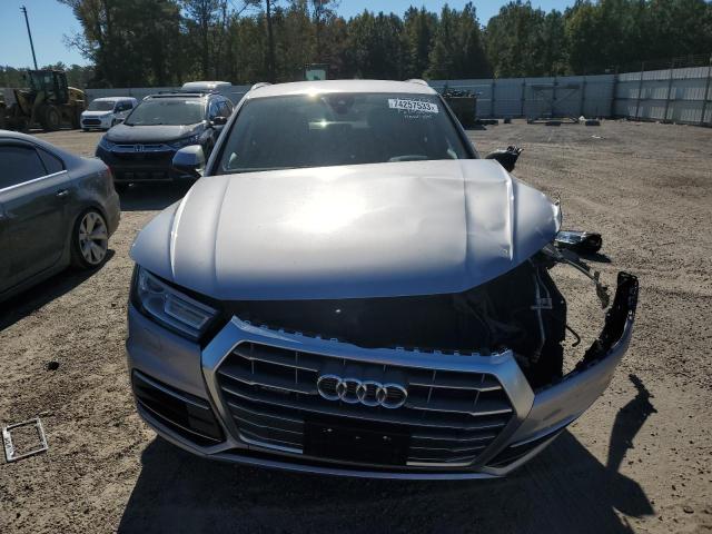 WA1ANAFY9K2124214 2019 AUDI Q5, photo no. 5