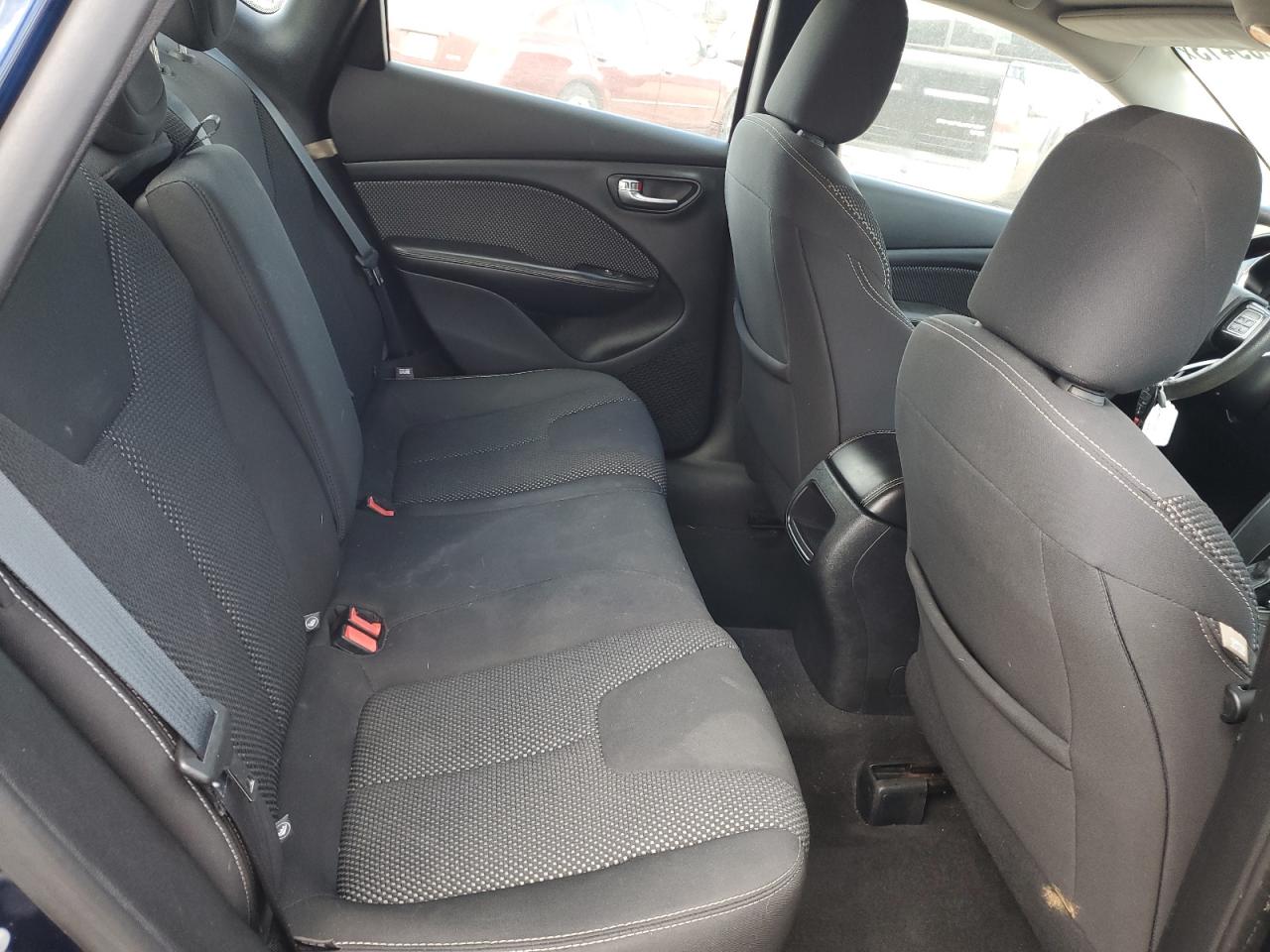 1C3CDFBAXGD604768 2016 Dodge Dart Sxt