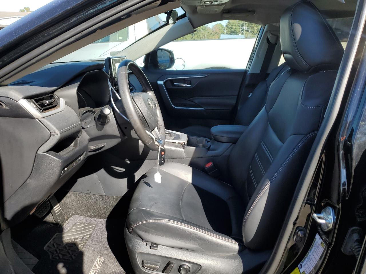 2T3C1RFV3KW028861 TOYOTA RAV4 2019