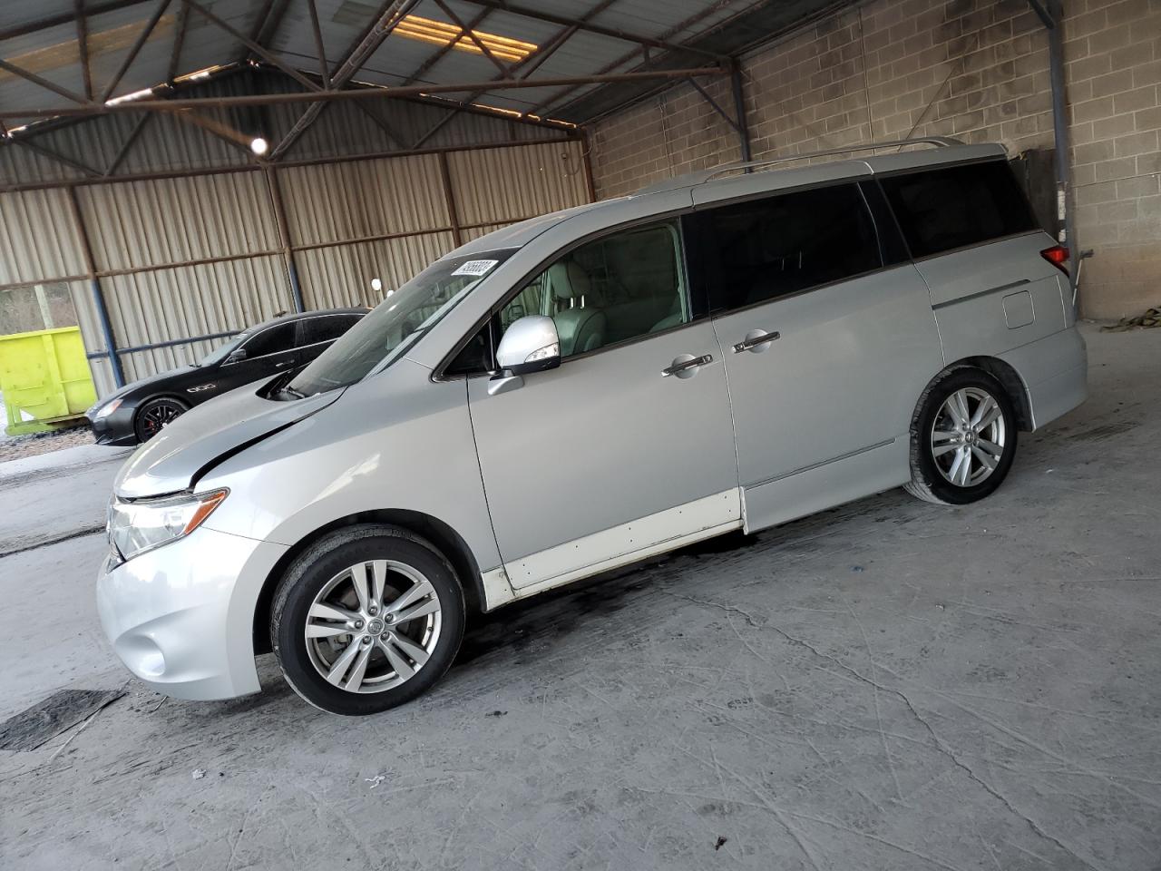 2011 Nissan Quest Pictures