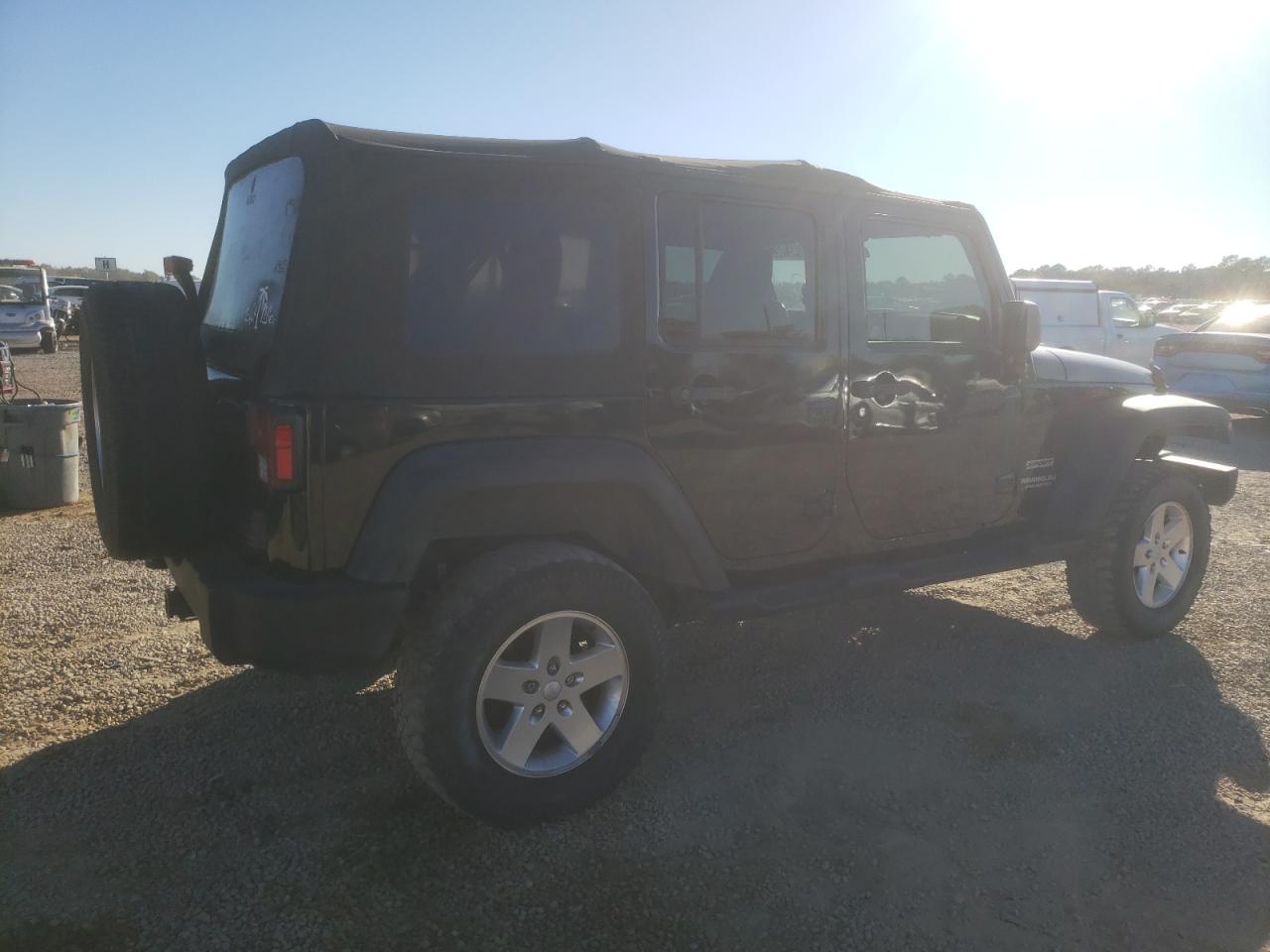 2013 Jeep Wrangler Unlimited Sport vin: 1C4BJWDG3DL606719