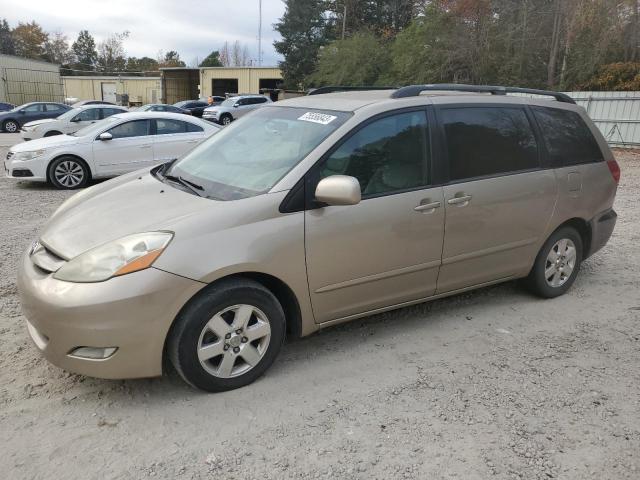 2007 Toyota Sienna XLE