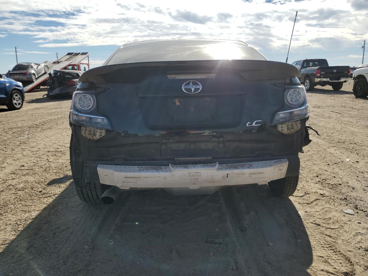 2014 Toyota Scion Tc vin: JTKJF5C78E3083376