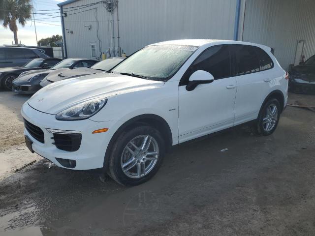 2015 Porsche Cayenne 