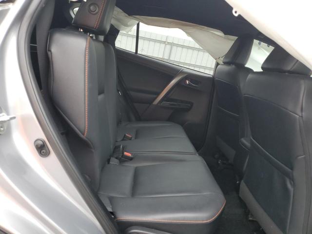 2018 TOYOTA RAV4 SE - 2T3JFREV9JW713956