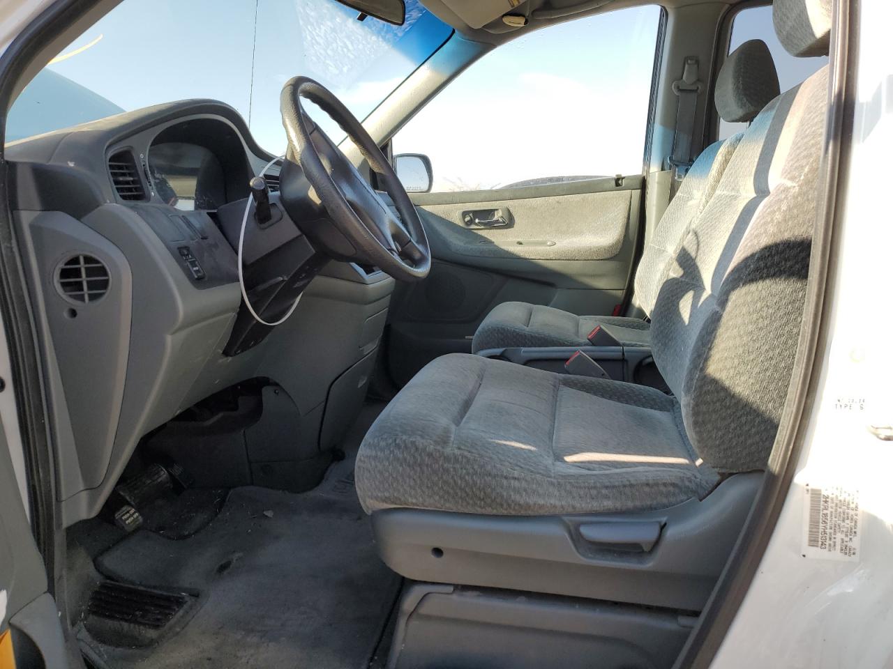 2hkrl1856yh513143 2HKRL1856YH513143 2000 Honda Odyssey Lx