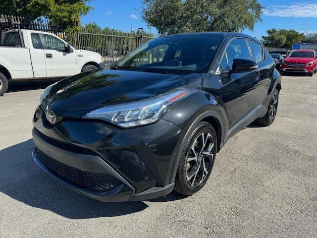 NMTKHMBX8MR123176 Toyota C-HR XLE