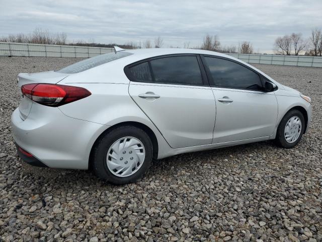 3KPFK4A78JE181199 | 2018 KIA forte lx