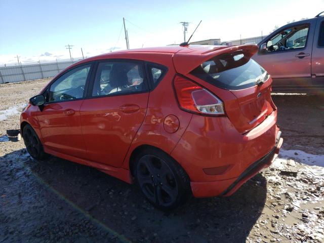  FORD FIESTA 2016 Червоний