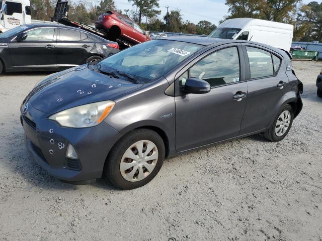 2013 Toyota Prius c 