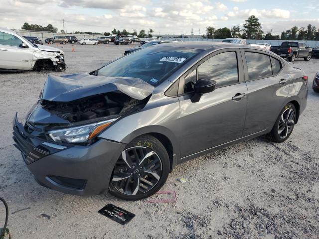 2023 Nissan Versa SR