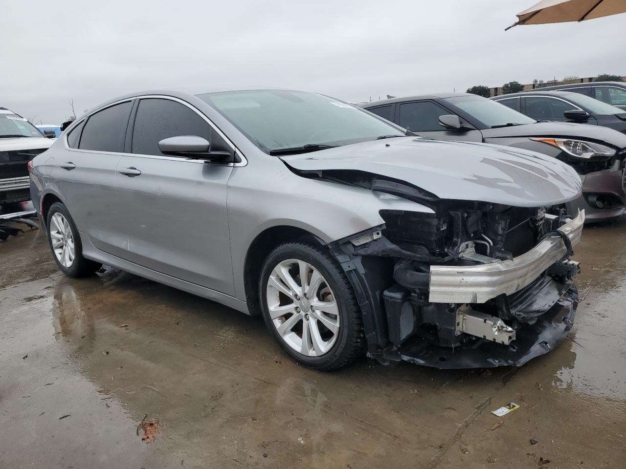 2015 Chrysler 200 Limited vin: 1C3CCCABXFN594375