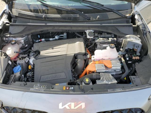 KNDCB3LC1N5549389 Kia Niro LX 12