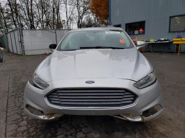 Lot #2414363280 2016 FORD FUSION SE salvage car