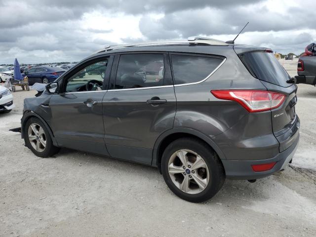 1FMCU0G72GUA27400 Ford ESCAPE SE