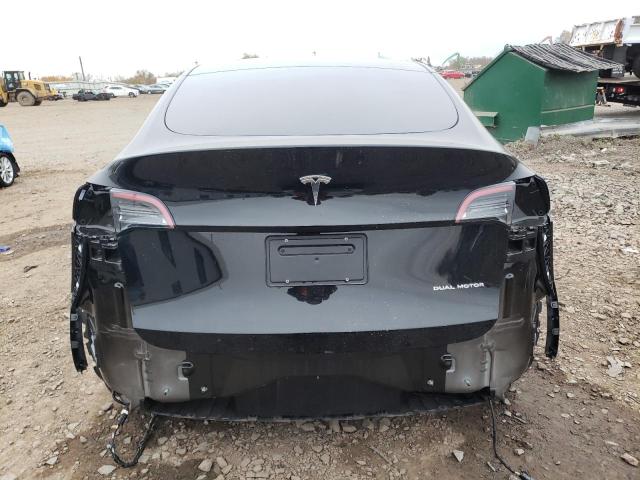 TESLA MODEL Y 2023 Чорний